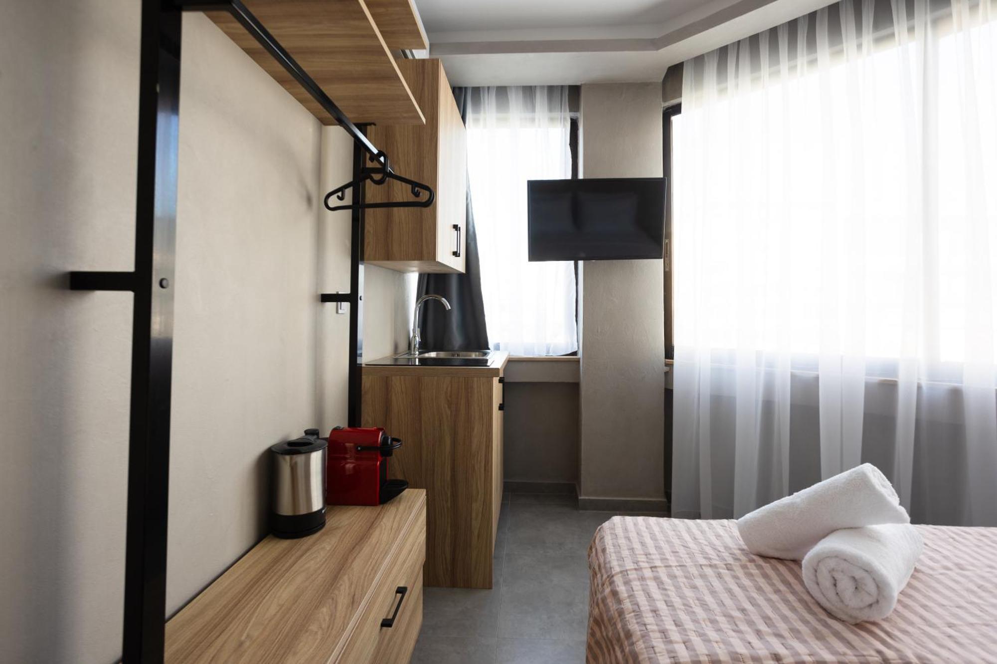 Alkazar Suites Thessaloniki Exterior photo